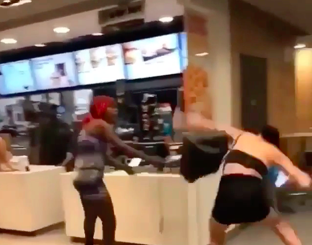 fight in restaurant