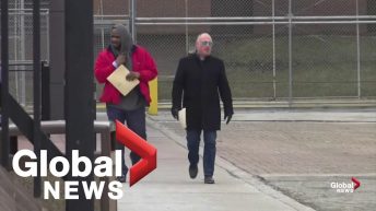 r kelly leaves jail after paying