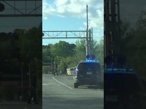 police pull over a little girl o
