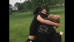 girls fight in yard