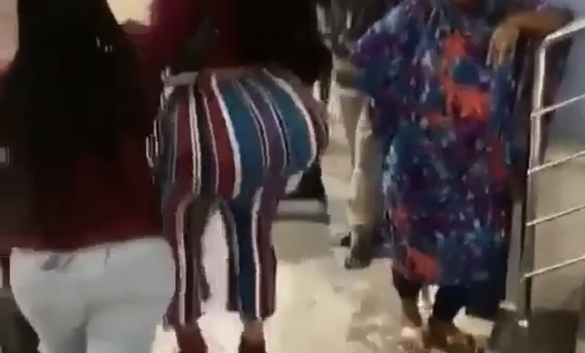 Woman stops show with butt