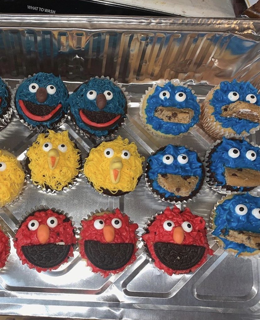 Horrible Sesame Street cupcakes