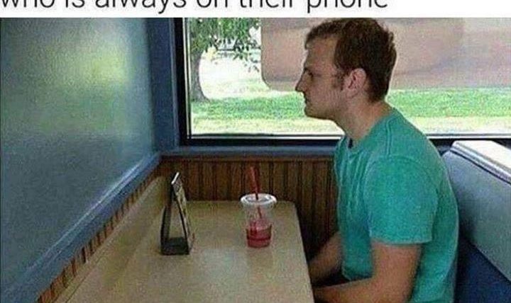 What it feels like to eat with someone who is always on their phone meme