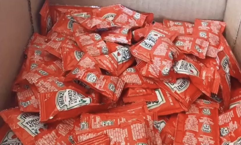 Man warns against ketchup packets