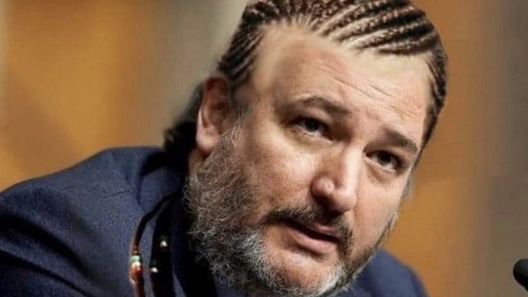 Ted Cruz denies having visited Cancun meme