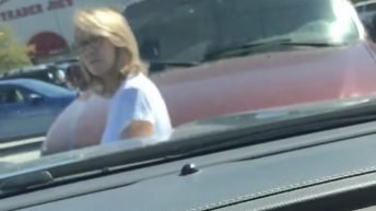 Karen confront man for driving on wrong side of parking lot