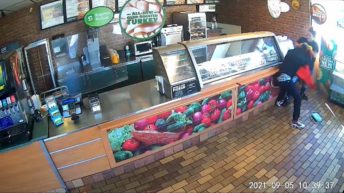 Woman fights off Subway robber