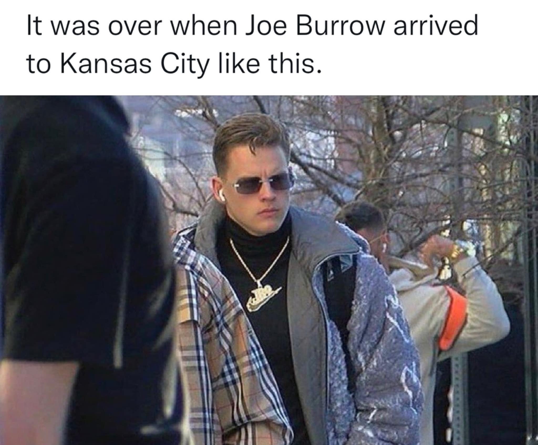 It was over when Joe Burrow arrived to Kansas City like this meme