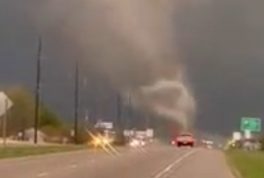 Andover, KS tornado footage