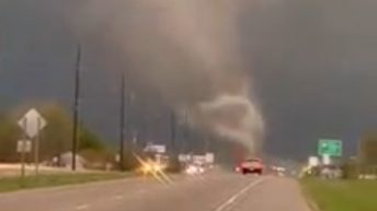 Andover, KS tornado footage